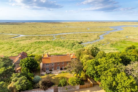 Marsh House, Brancaster: Unparalleled views across the saltmarshes to  the sea beyond
