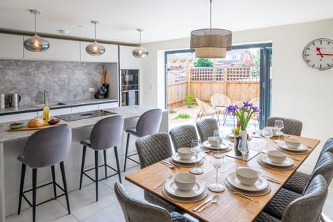 Ground floor: Kitchen/dining area detail