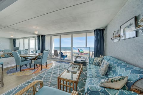 Welcome to Sea Gate 209!
