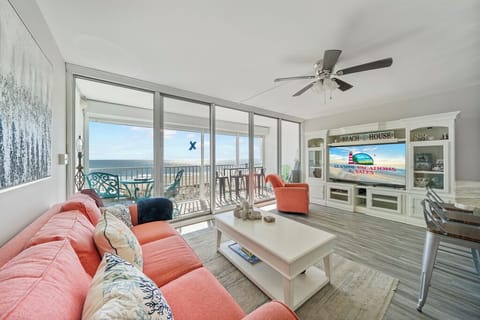 Welcome to Sea Gate 301!