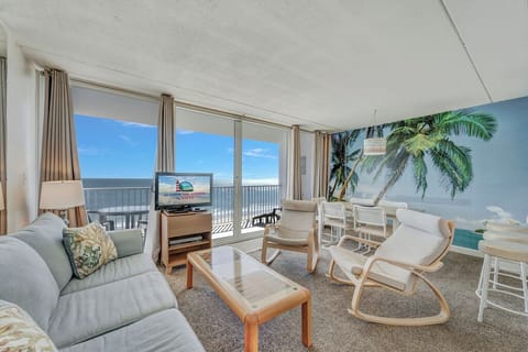 Welcome to Sea Gate 803!