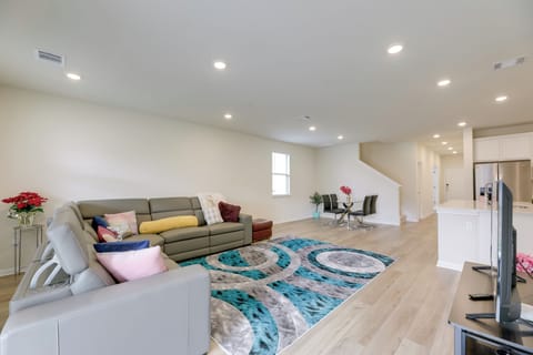 Buda Vacation Rental | 3BR | 2.5BA | 2,335 Sq Ft | 3 Steps to Enter
