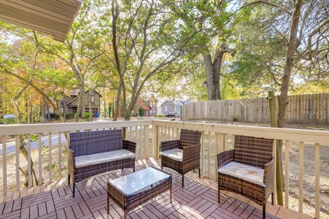 Deck | Lounge Seating