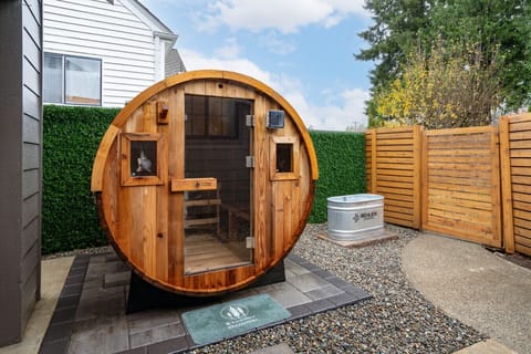 Private Sauna and Cold Plunge