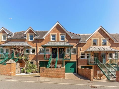 Exterior | Troy Court, Fowey