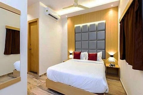 Double Room | Free WiFi