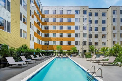 Let the shimmering pool views elevate your stay. A sophisticated oasis made for effortless relaxation.