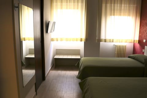 Superior Twin Room | Premium bedding, desk, free WiFi, bed sheets