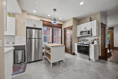 Spacious, fully equipped kitchen with prep island.