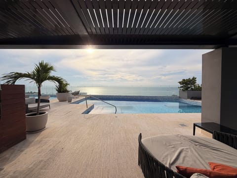 3 outdoor pools