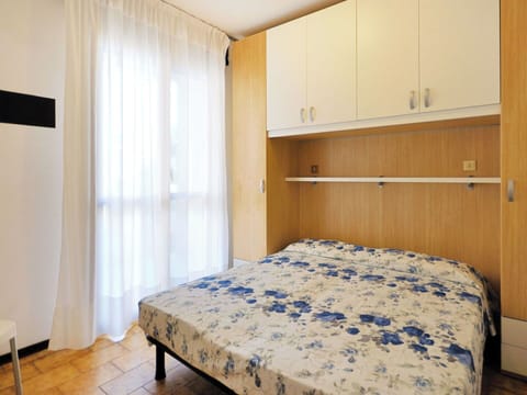 Apartment, Condominium, Hotel