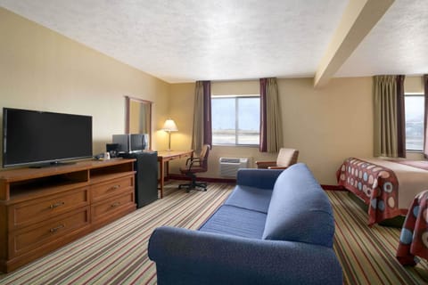 Studio Suite, 2 Queen Beds, Non Smoking | Desk, WiFi (free), alarm clocks, bed sheets