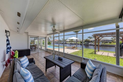 House, 2 Bedrooms | Terrace/patio
