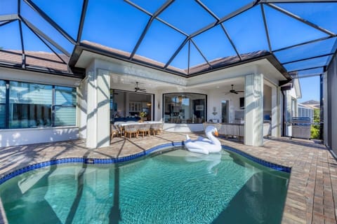 House, 4 Bedrooms | Pool