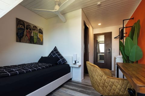 Comfort Single Room, City View | Desk, laptop workspace, soundproofing, free WiFi