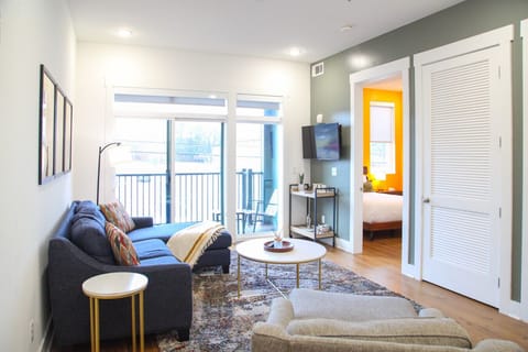 Whiskey Bent (205) - Living room with sofa bed, Smart TV, patio access