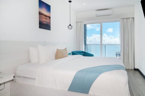 Oceanview King Bedroom