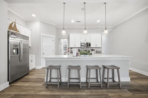 Enjoy an open concept kitchen!
