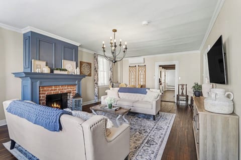 Living room with 55 in smart TV.