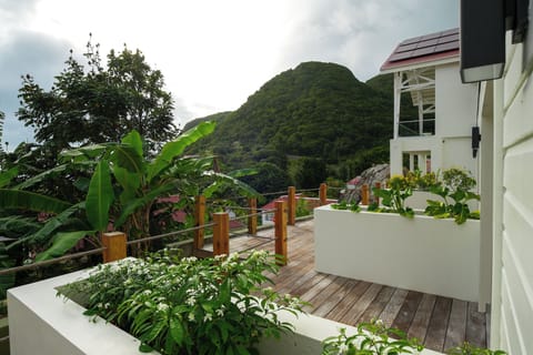 Deluxe Single Room, Ocean View | Premium bedding, Select Comfort beds, in-room safe, cribs (surcharge)