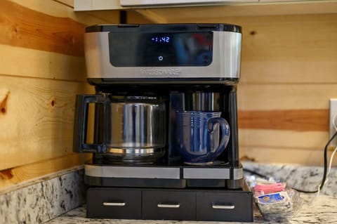 The open kitchen is well equipped for an unforgettable getaway​