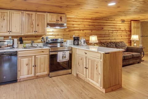 Kitchen | Cooking Basics | Drip Coffee Maker | Toaster | Spices