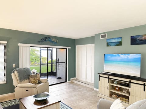 Tamarind 2BR – Pool, Boat Slips & Beach (6042)