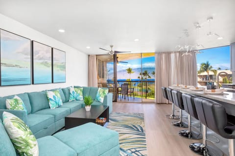 Family Apartment, 2 Bedrooms, 2 Bathrooms, Ocean View (1015) | Living area | 50-inch TV with digital channels