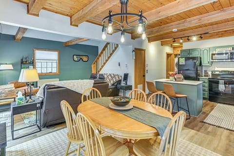 Dining Area | 1st Floor