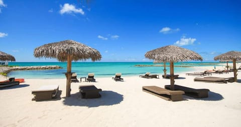 House, 4 Bedrooms, Balcony, Garden View | Beach