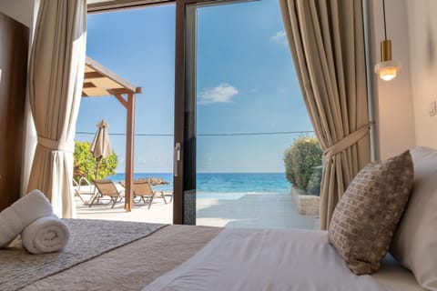 Villa, 3 Bedrooms, Smoking, Private Pool | 3 bedrooms, free cribs/infant beds, bed sheets