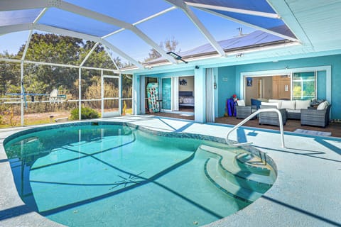House (4 Bedrooms) | Front of property