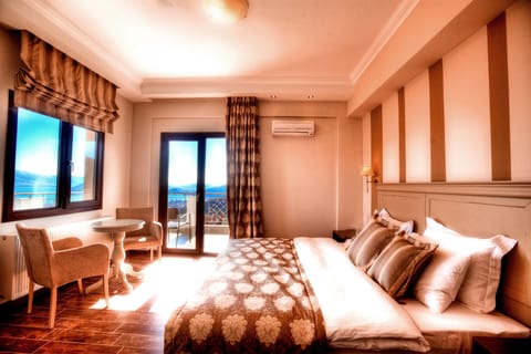 Superior Double or Twin Room | Egyptian cotton sheets, premium bedding, down comforters, pillowtop beds