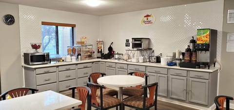 Free daily on-the-go breakfast