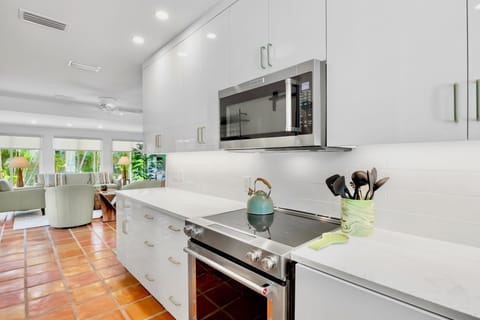 Spacious kitchen with appliances