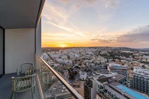 Apartment 2108-01