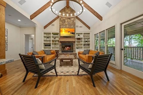House, Multiple Beds, Patio, Mountain View (Paxwood) | Interior