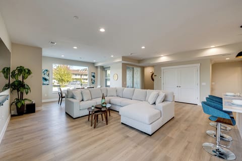 Millcreek Vacation Rental | 3BR | 2.5BA | 1,800 Sq Ft | Steps to Enter