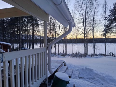 First snows arrive in November