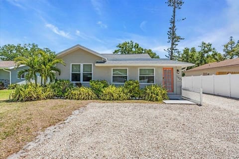 Welcome to The Tangerine House!