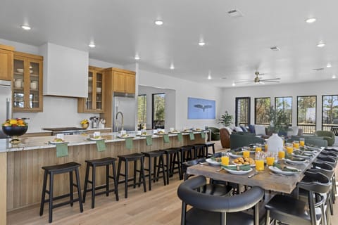 That kitchen island seats a small army, which is exactly what you need when you`re feeding 30 people at Eagle`s Vista.