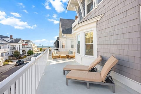 Second Floor Sun Deck