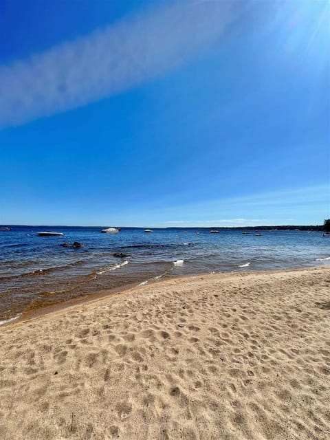 Cottage, 2 Bedrooms | Beach | Beach nearby