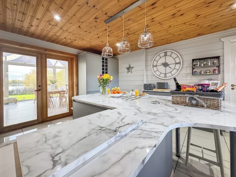 Kitchen | The Lakehouse - Norfolk Lake House, Pentey