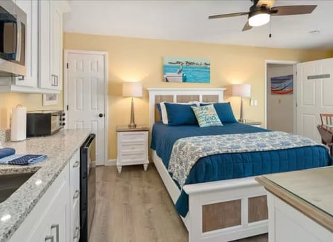 Queen Bed
