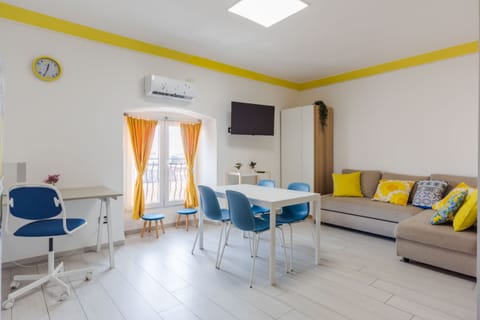 House | 1 bedroom