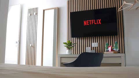 In-room safe, laptop workspace, blackout drapes, free WiFi