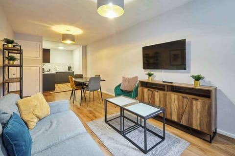 Apartment 2 Stanley Street, Liverpool - Host & Stay 
