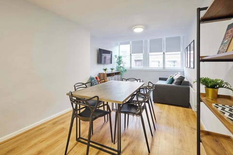 Apartment 4 Stanley Street, Liverpool - Host & Stay 