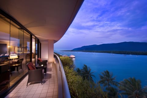 Hilton Premier Suite | Balcony